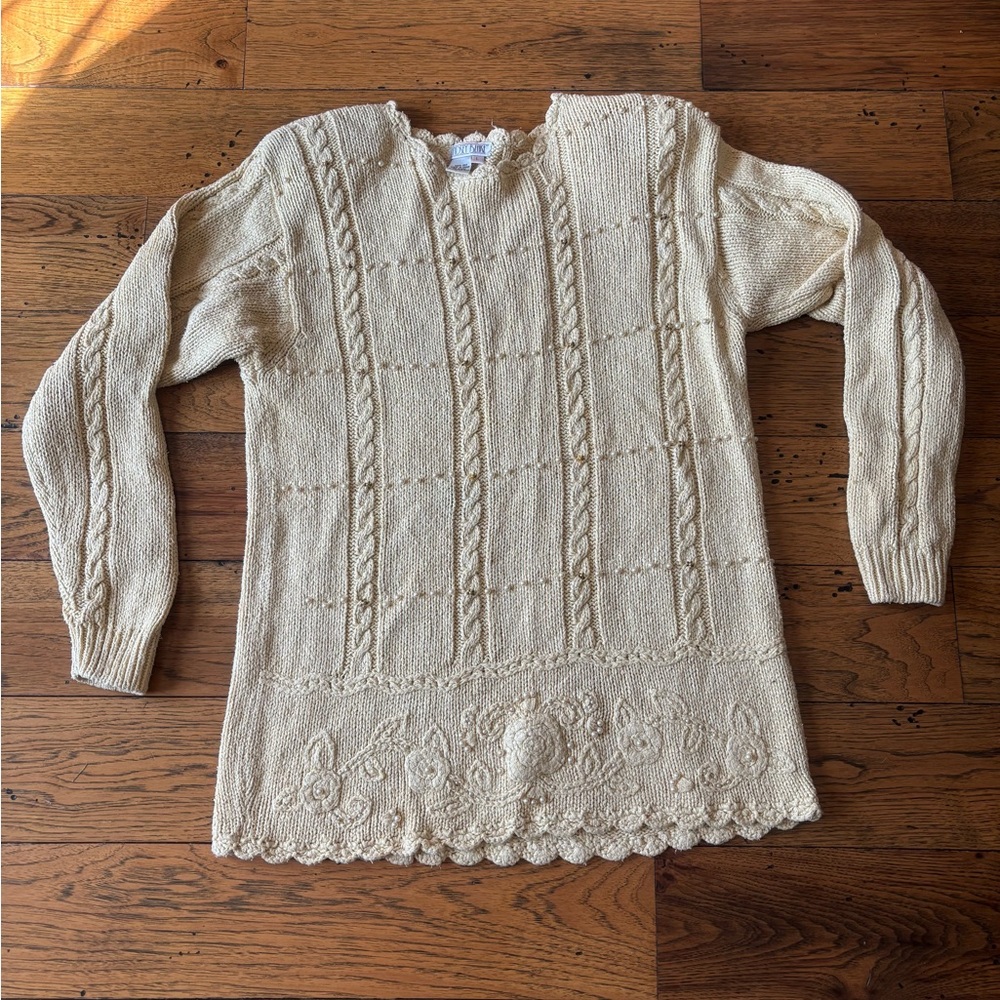 Vintage Lindsey Blake Women’s 100% Silk Cream Cable Knit Sweater with Pearls